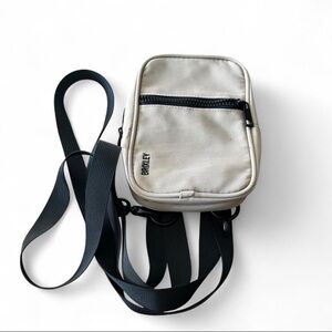 BRIXLEY Cream Crossbody Belt Bag with Black Strap